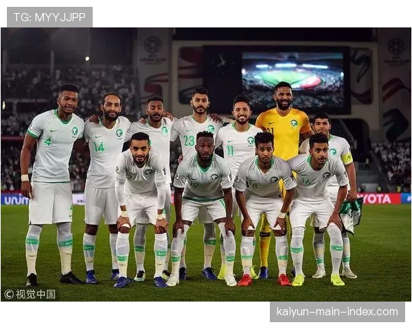 日本队提前一轮晋级八强 展卫冕冠军实力 日本队提前一轮晋级八强 展卫冕冠军实力