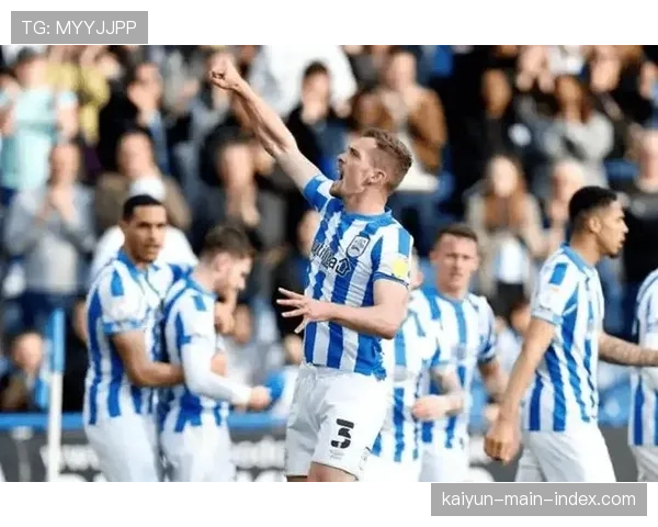 利兹联助教里默批评曼城拖延时间战术 称补时混乱激化主帅情绪